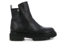 Shop Camila's Flat Ankle Boots Polonia