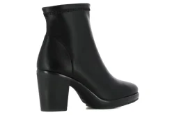 Clearance Casas Collection Heeled Ankle Boots Care