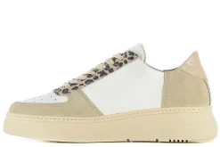 Discount Camila's Sneakers Loleatta