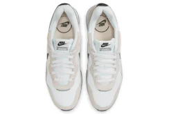 Fashion Nike Sneakers Venture Runner