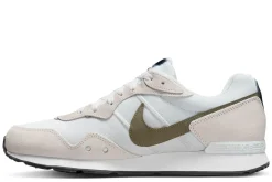Fashion Nike Sneakers Venture Runner