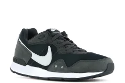 Store Nike Sneakers Venture